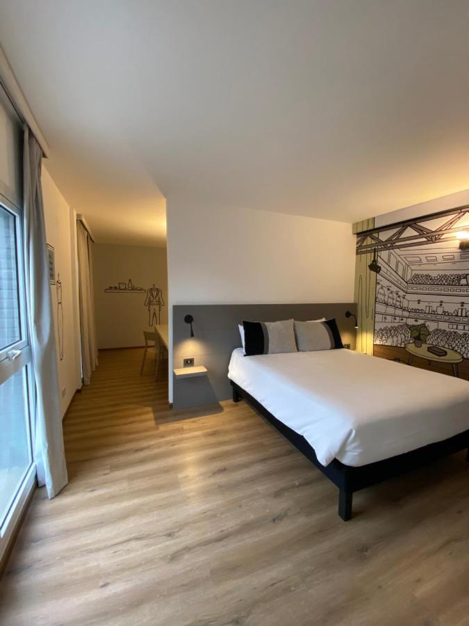 Отель Ibis Styles Buenos Aires Florida Экстерьер фото